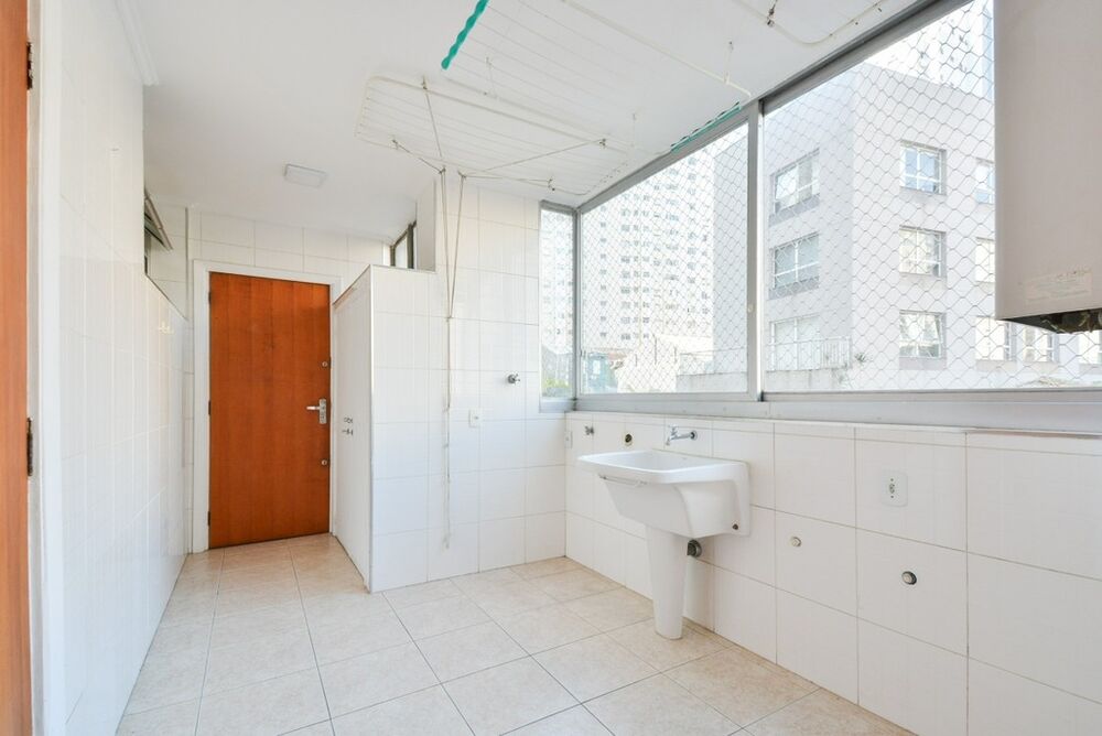 Apartamento à venda com 3 quartos, 183m² - Foto 8