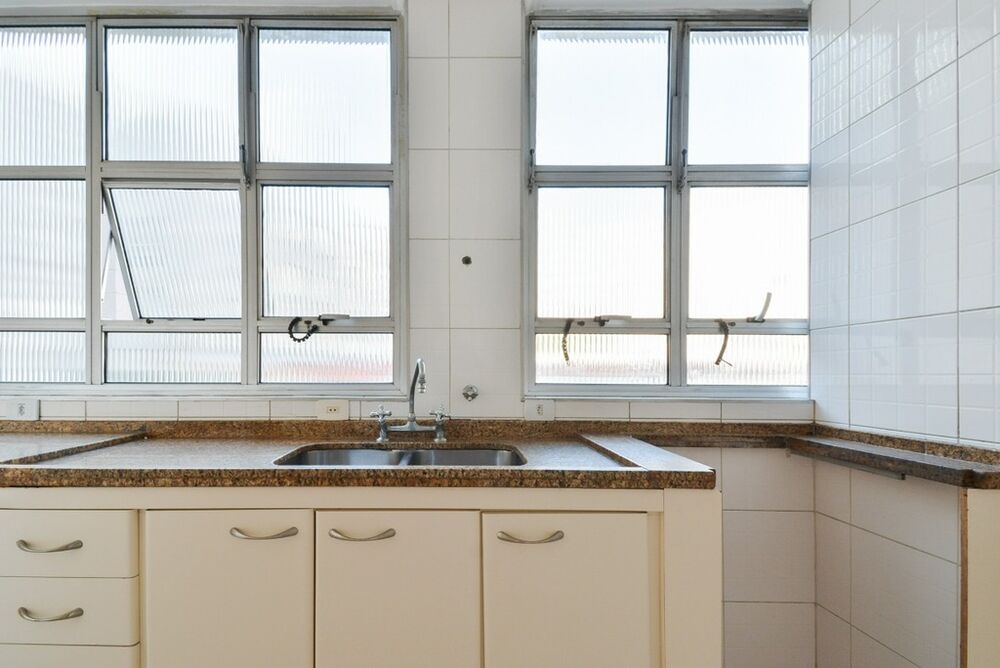 Apartamento à venda com 3 quartos, 183m² - Foto 4