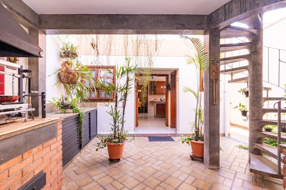 Casa à venda com 3 quartos, 173m² - Foto 7