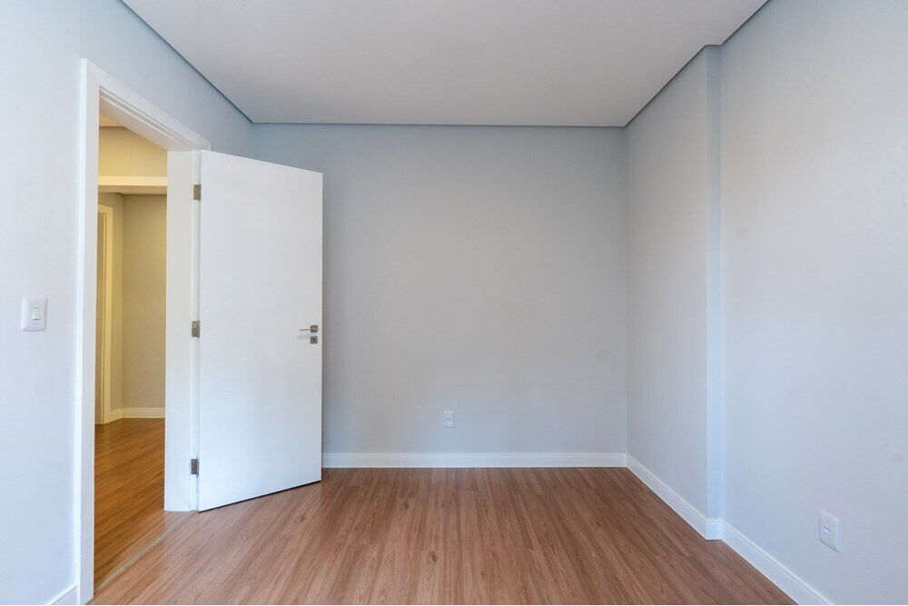 Apartamento à venda com 4 quartos, 203m² - Foto 11
