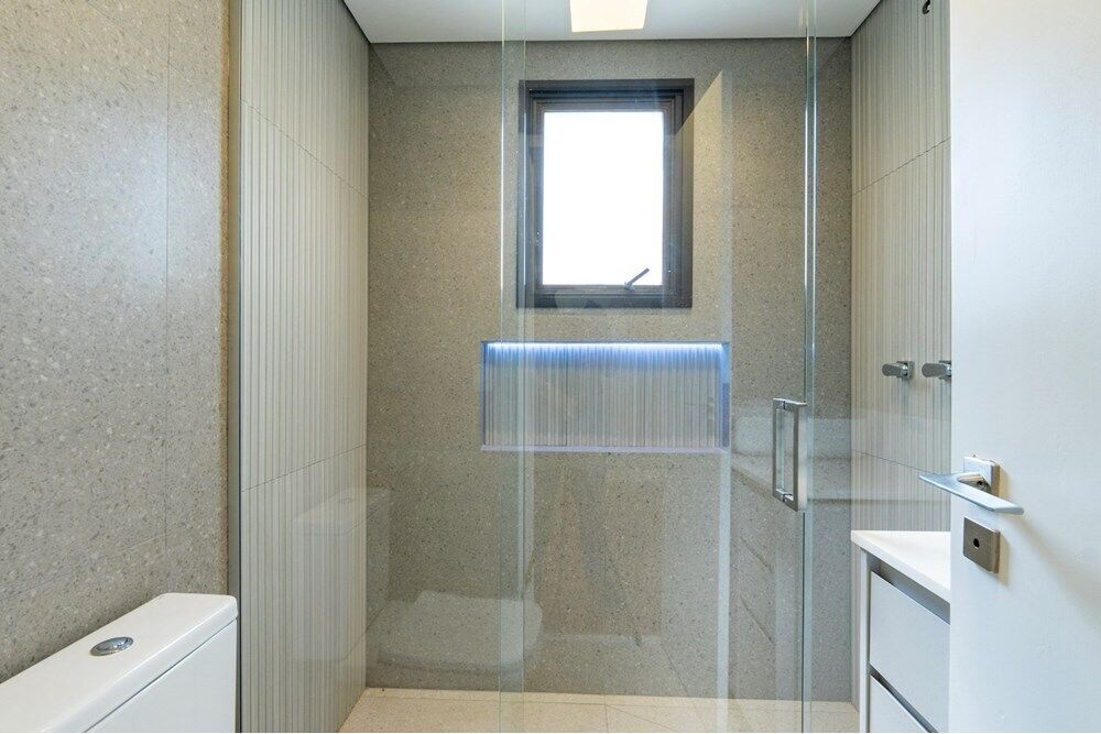 Apartamento à venda com 4 quartos, 203m² - Foto 7