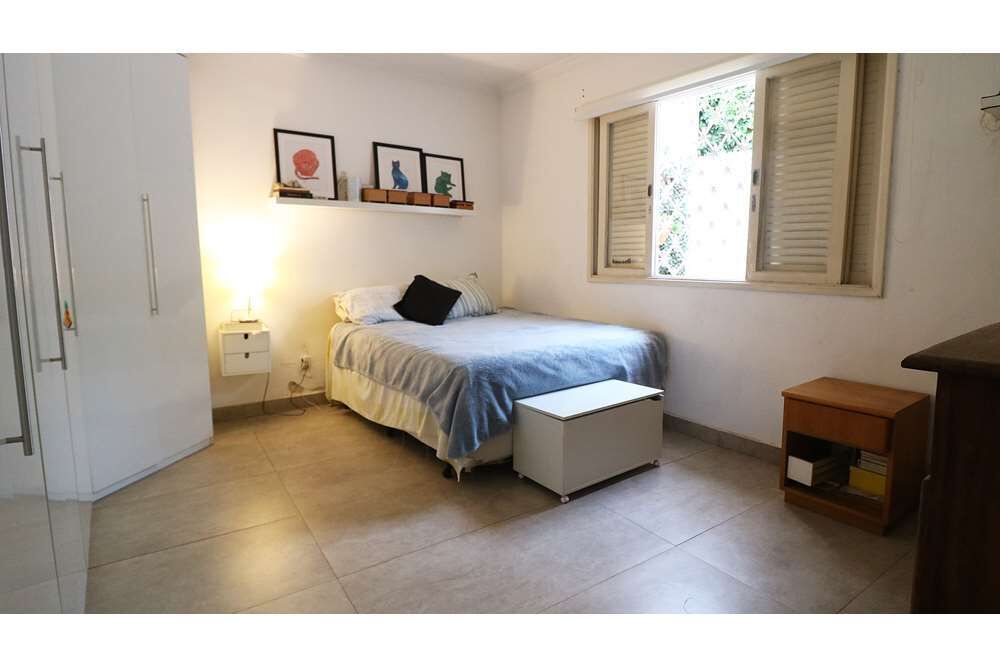 Casa à venda com 4 quartos, 350m² - Foto 4