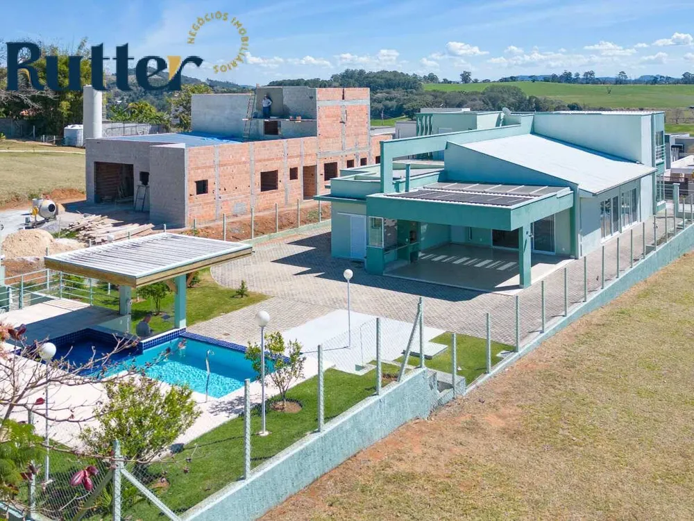 Casa, 4 quartos, 1055 m² - Foto 1
