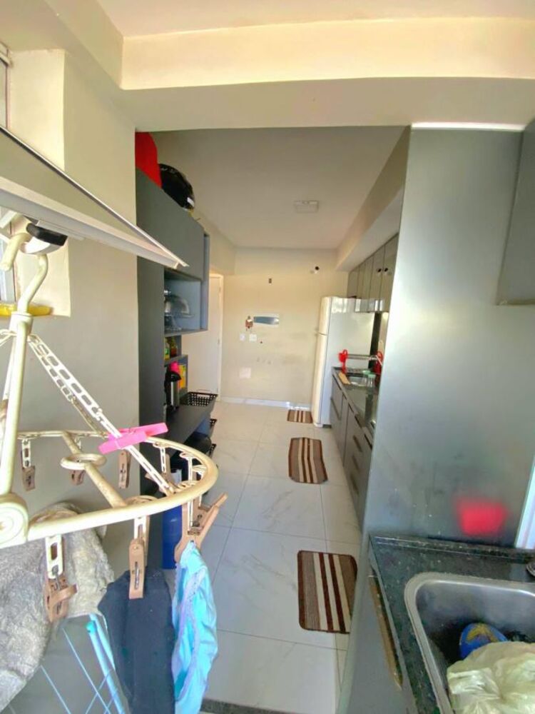 Apartamento à venda com 3 quartos, 77m² - Foto 4