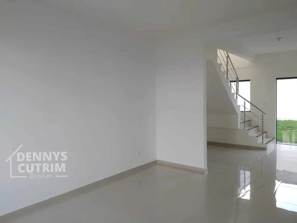 Casa, 3 quartos, 111 m² - Foto 2