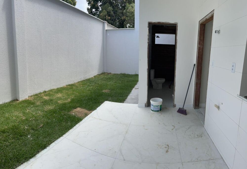 Casa à venda com 4 quartos, 195m² - Foto 3