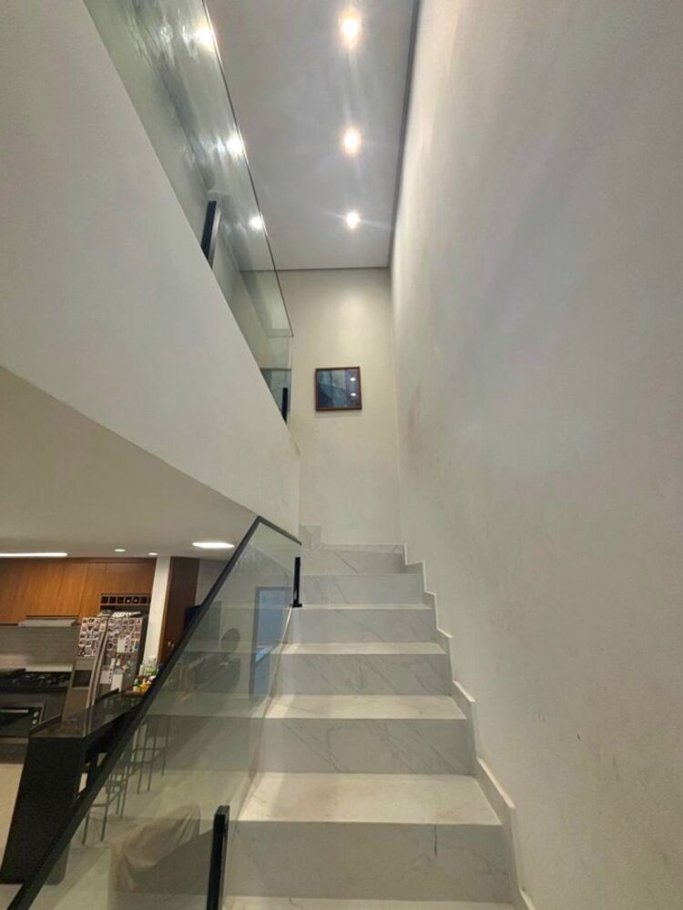 Casa à venda com 4 quartos, 165m² - Foto 6