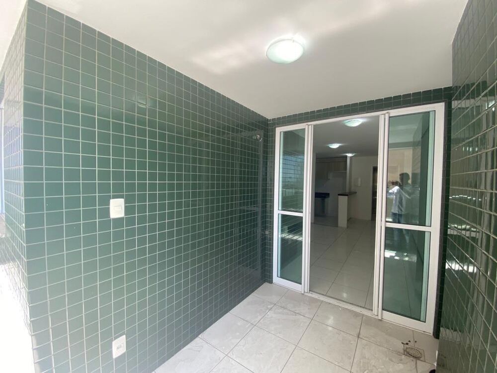 Apartamento à venda com 2 quartos, 75m² - Foto 8
