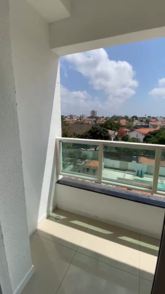 Apartamento à venda com 2 quartos, 61m² - Foto 1