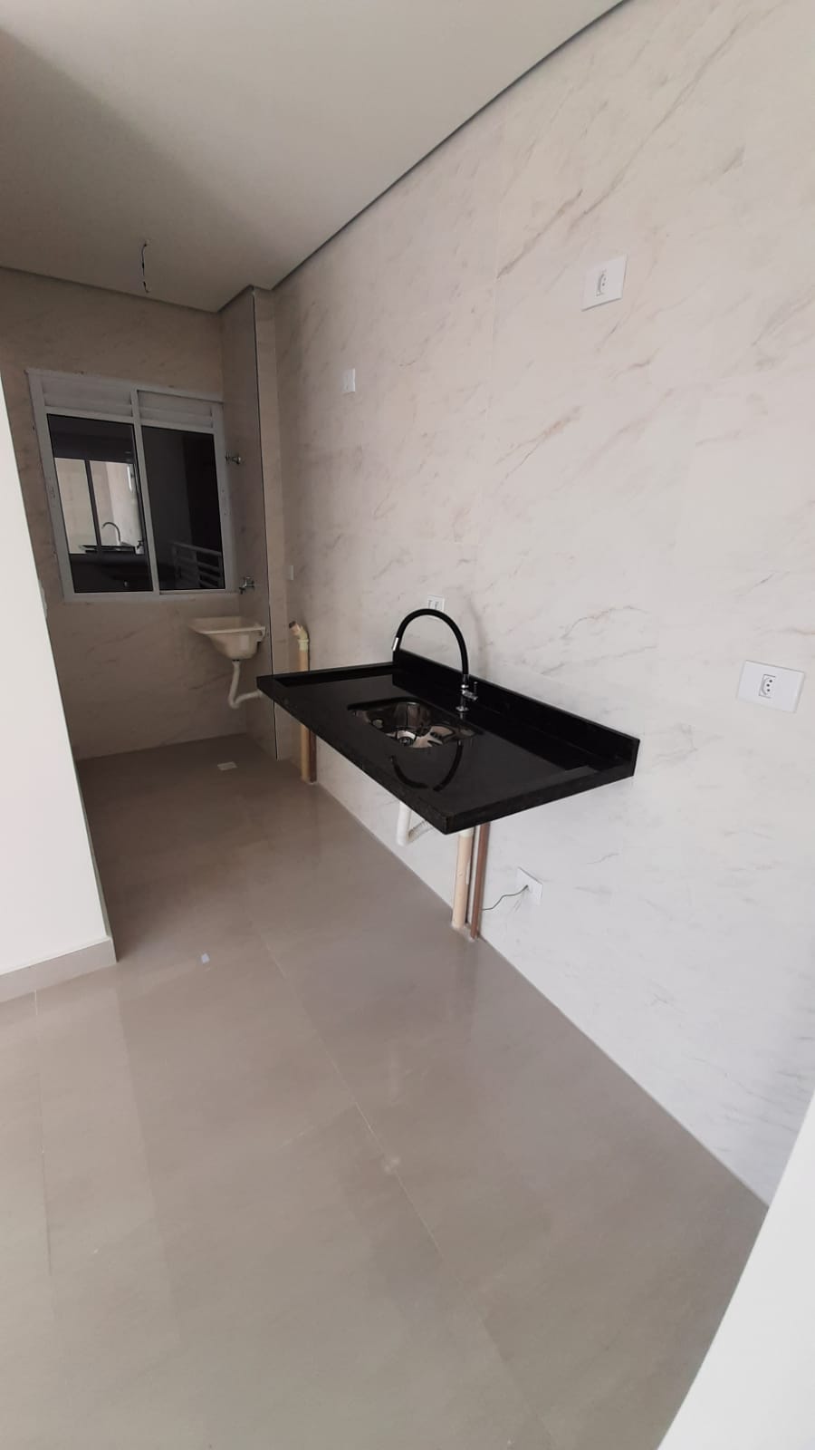 Apartamento à venda com 2 quartos, 40m² - Foto 2