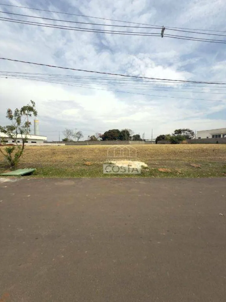Loteamento e Condomínio, 877 m² - Foto 2