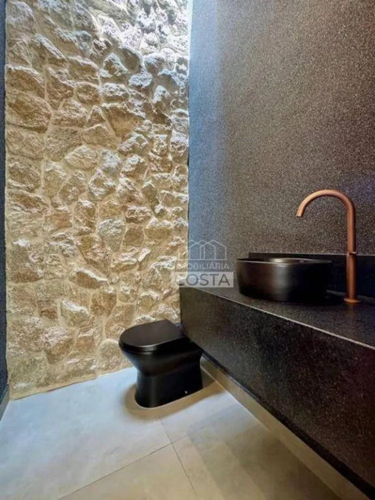 Casa, 3 quartos, 210 m² - Foto 13