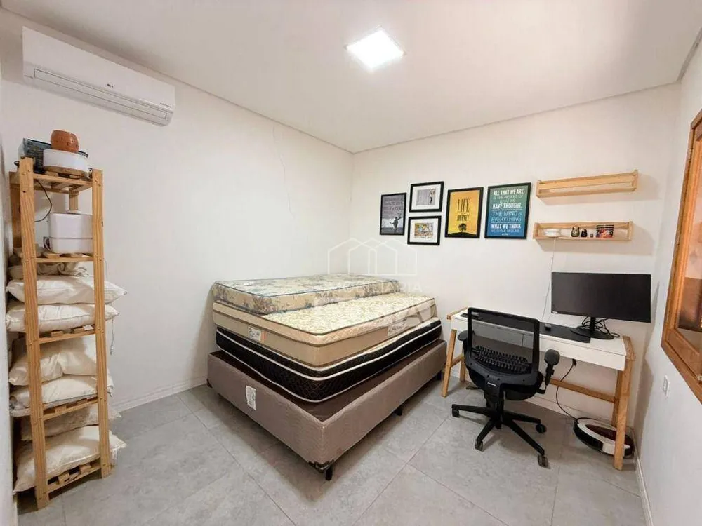 Chácara, 4 quartos, 1000 m² - Foto 11
