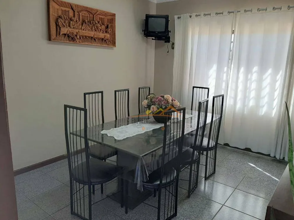 Casa, 4 quartos, 286 m² - Foto 7