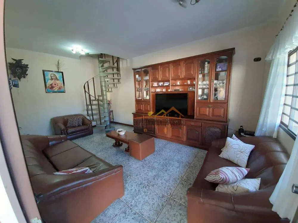 Casa, 4 quartos, 286 m² - Foto 2