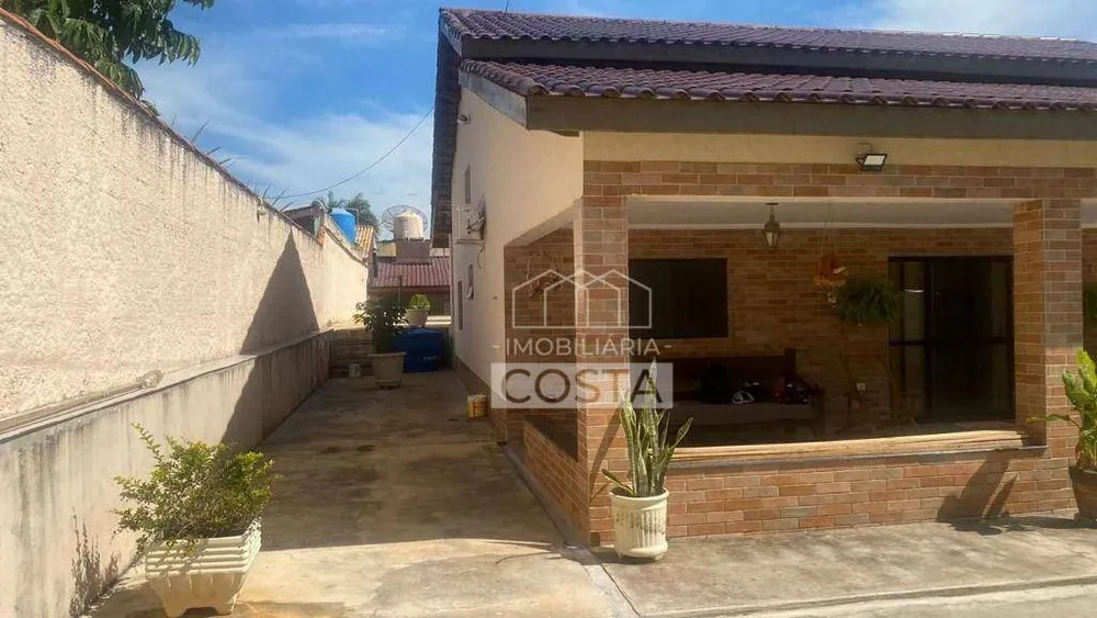 Chácara, 6 quartos, 1000 m² - Foto 2