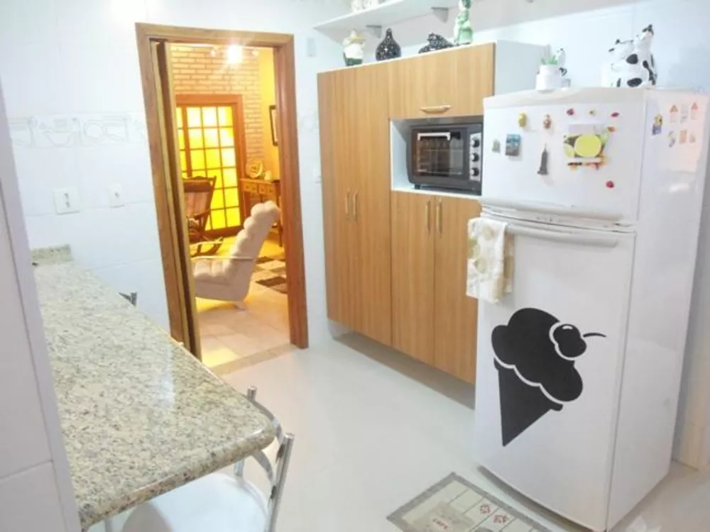 Casa de Condomínio à venda com 3 quartos, 160m² - Foto 4