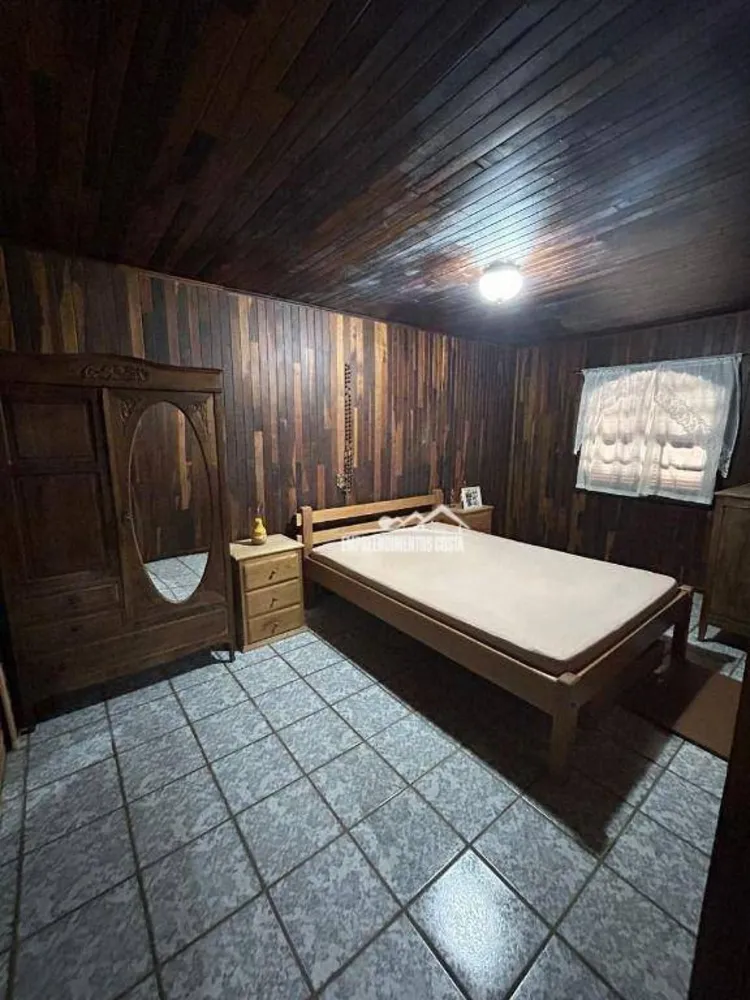 Chácara, 4 quartos, 5000 m² - Foto 1