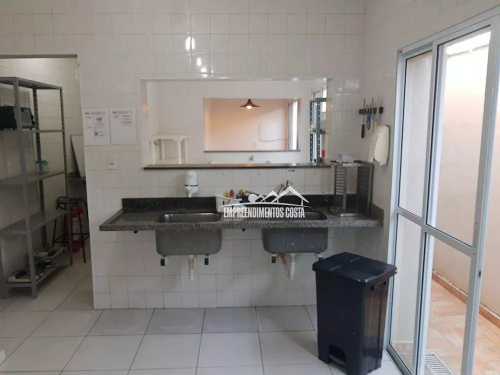 Casa, 1 quarto, 250 m² - Foto 10