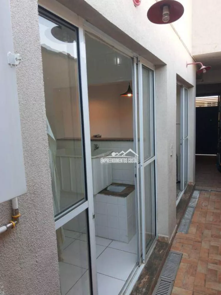 Casa, 1 quarto, 250 m² - Foto 6