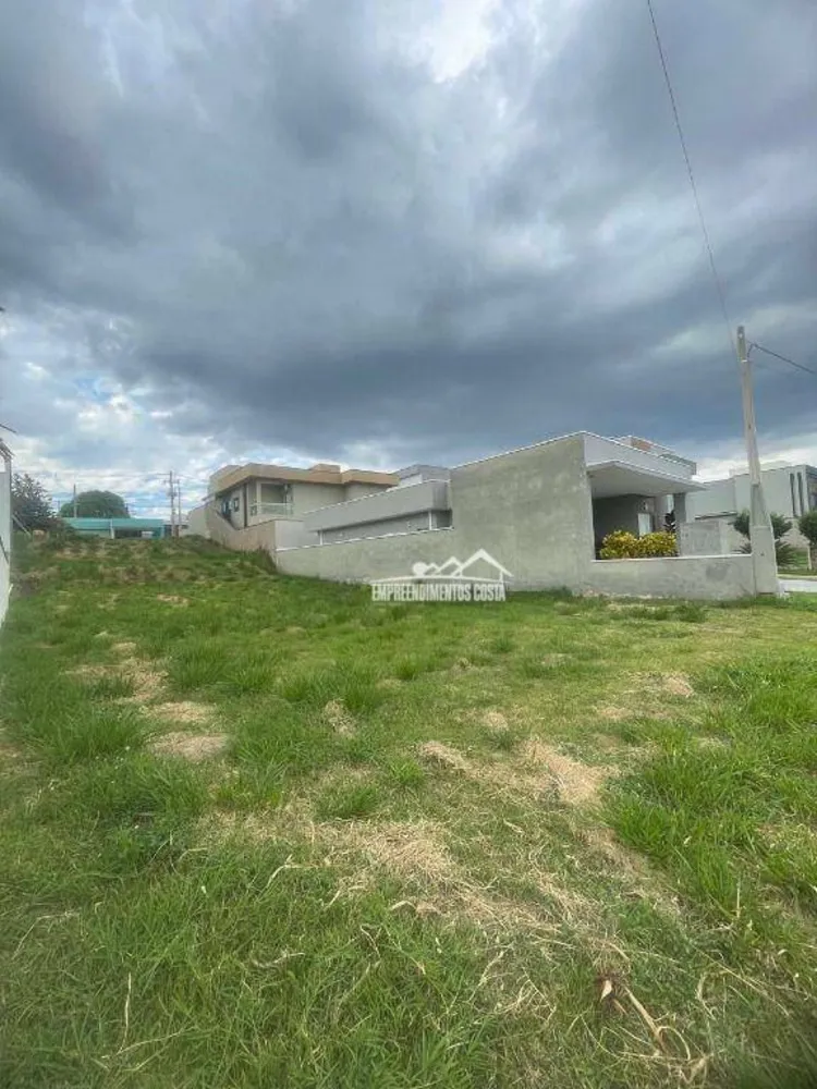 Loteamento e Condomínio, 300 m² - Foto 1