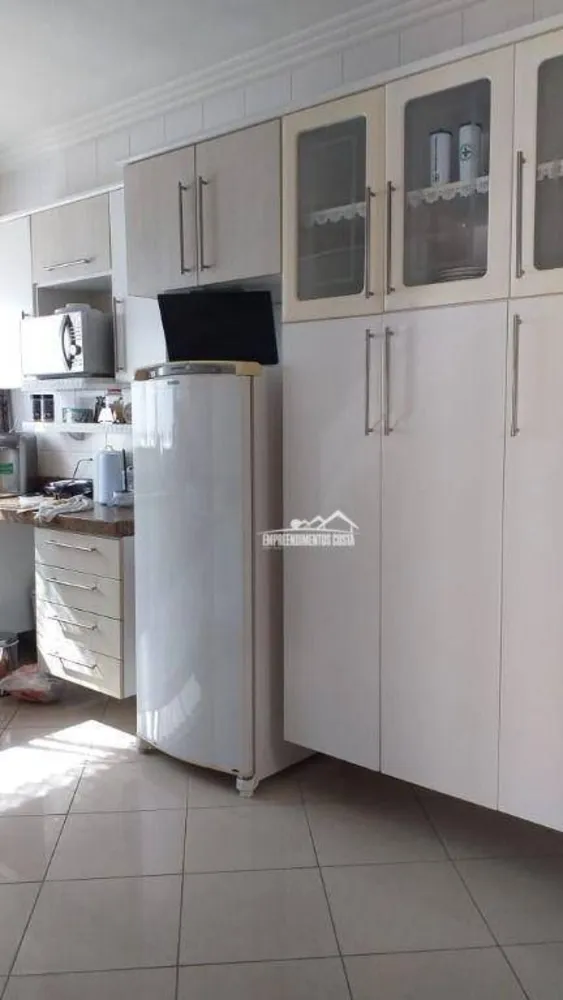 Casa, 4 quartos, 246 m² - Foto 4