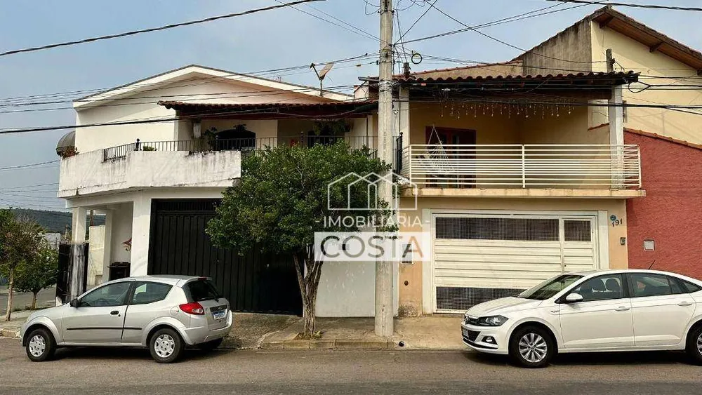 Casa, 5 quartos, 180 m² - Foto 2