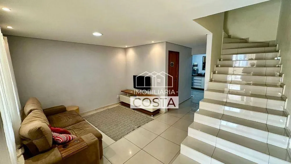 Casa, 5 quartos, 180 m² - Foto 4