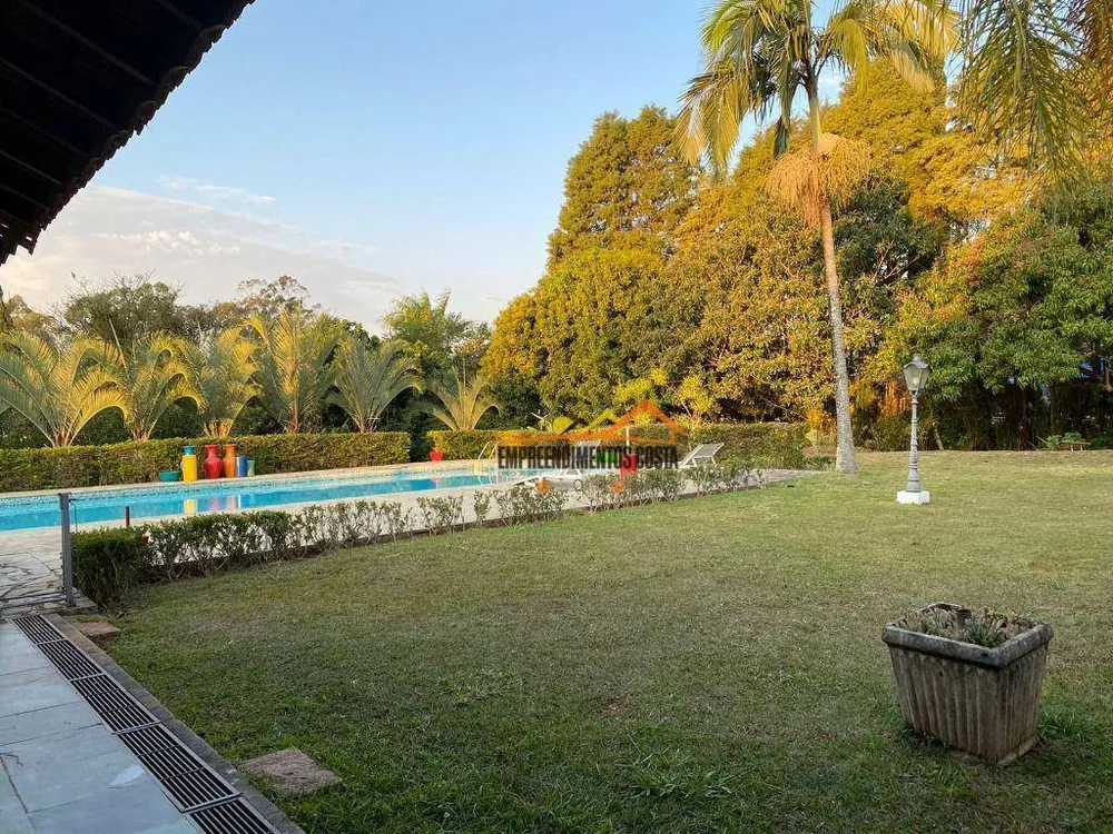 Chácara, 8 quartos, 2500 m² - Foto 4