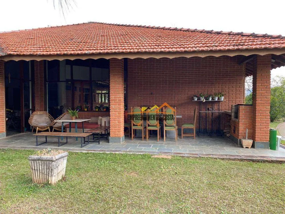 Chácara, 8 quartos, 2500 m² - Foto 2