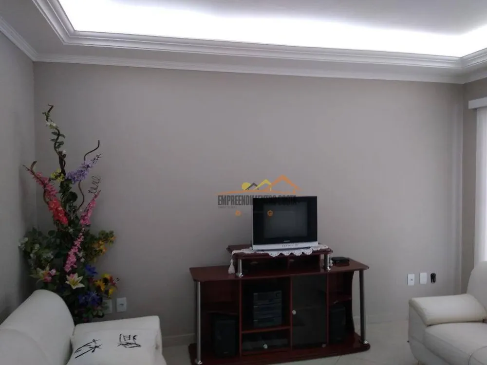 Casa, 3 quartos, 209 m² - Foto 6