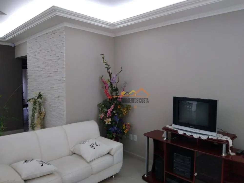 Casa, 3 quartos, 209 m² - Foto 5