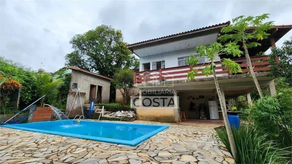 Chácara, 3 quartos, 1000 m² - Foto 1