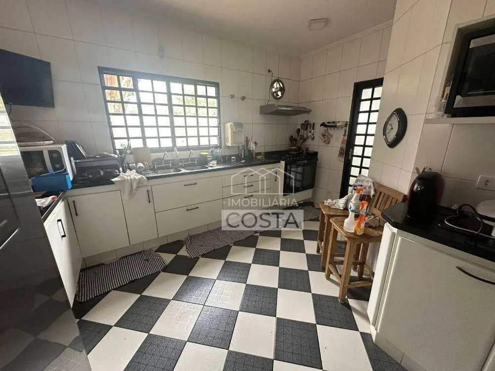 Casa, 5 quartos, 386 m² - Foto 4
