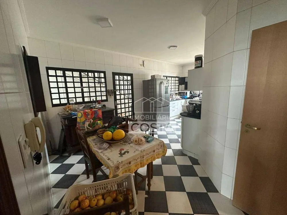 Casa, 5 quartos, 386 m² - Foto 5