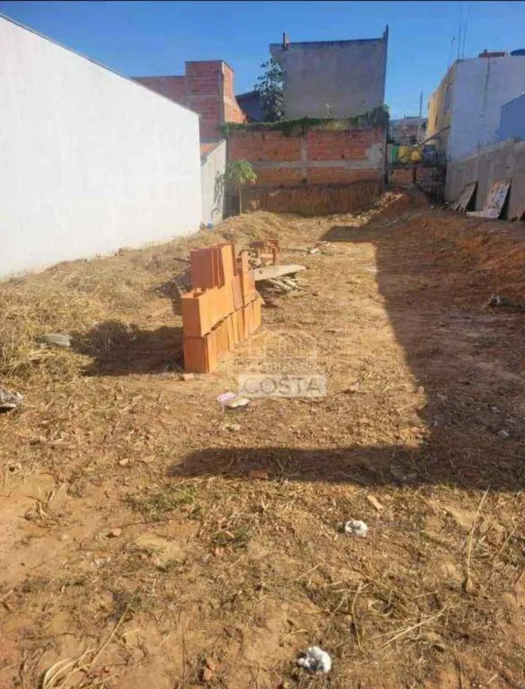 Terreno, 200 m² - Foto 2
