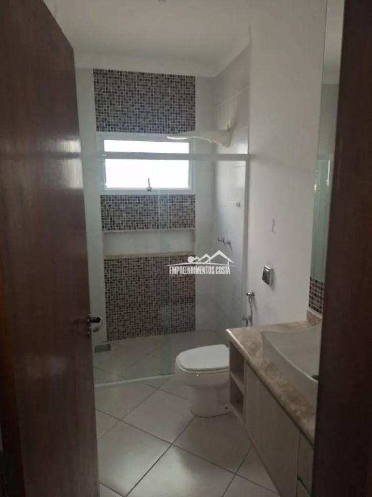 Casa, 2 quartos, 206 m² - Foto 3