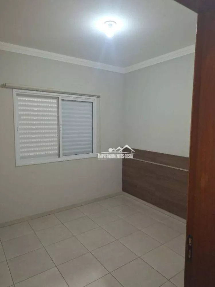 Casa, 2 quartos, 206 m² - Foto 2