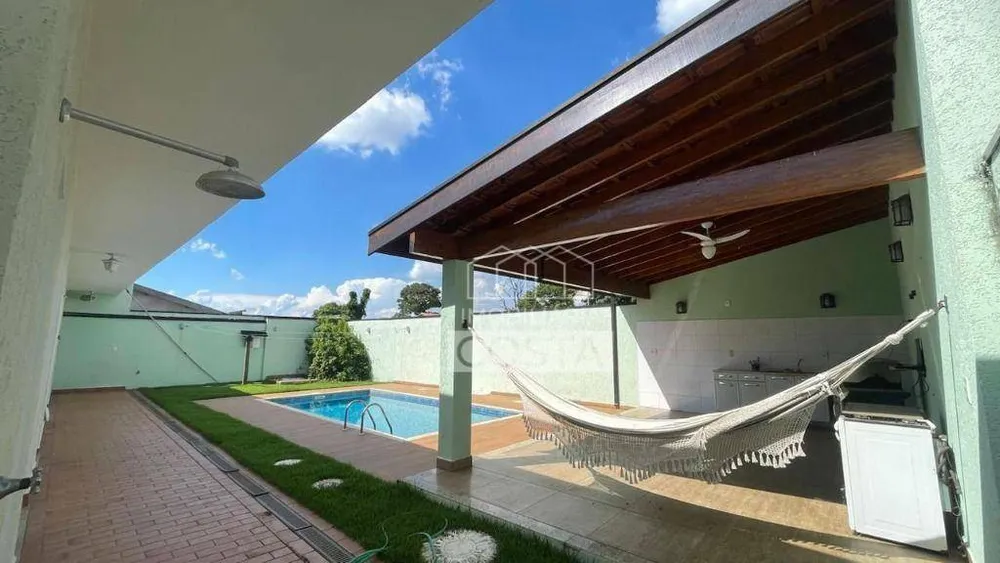 Casa, 4 quartos, 300 m² - Foto 1