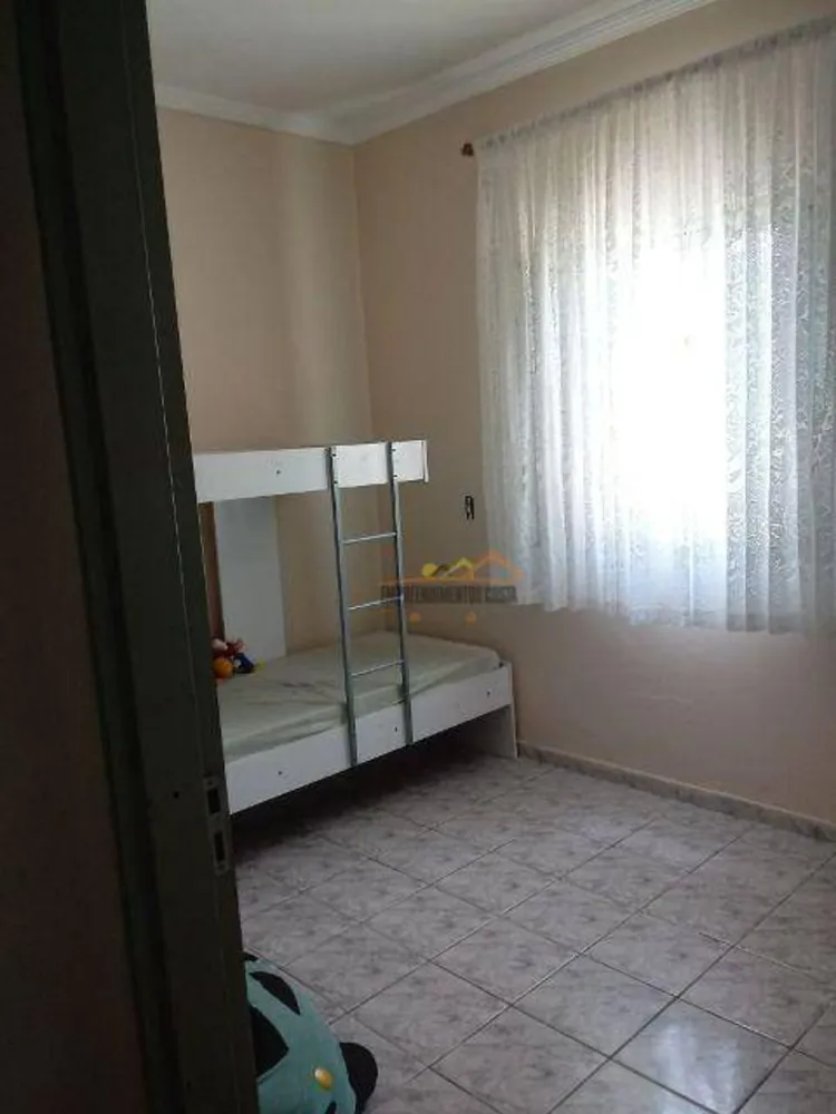Casa, 3 quartos, 200 m² - Foto 13
