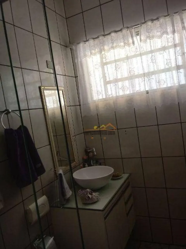 Casa, 3 quartos, 200 m² - Foto 10