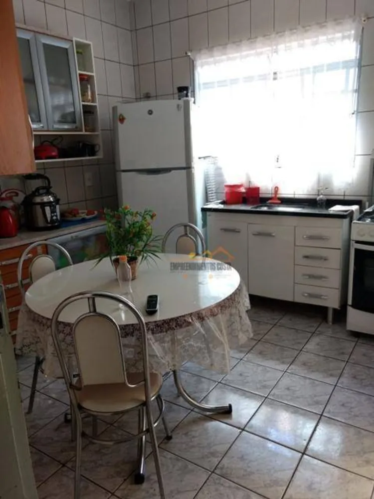Casa, 3 quartos, 200 m² - Foto 7