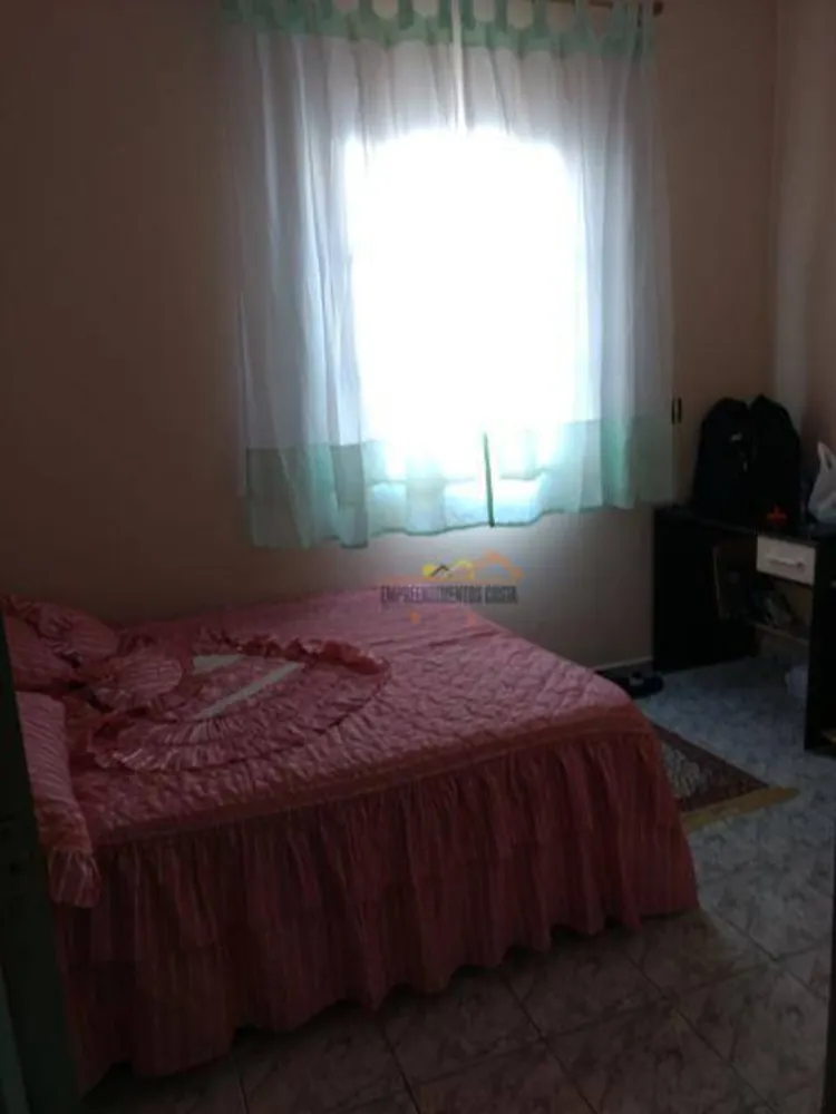 Casa, 3 quartos, 200 m² - Foto 1