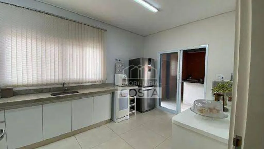 Chácara, 3 quartos, 1000 m² - Foto 2