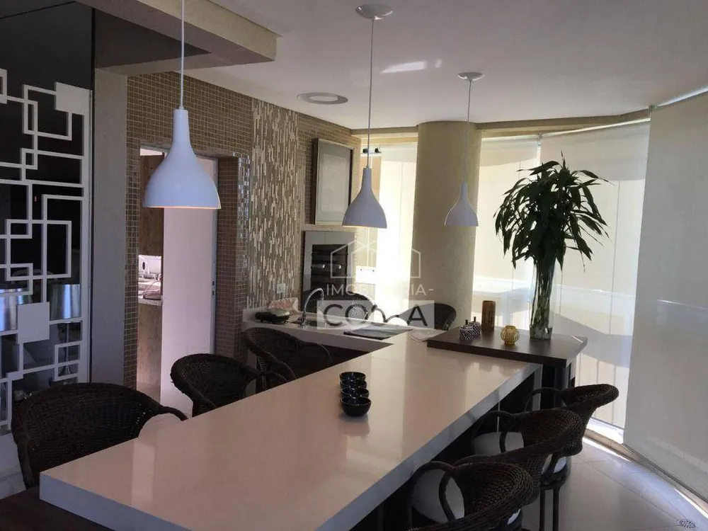 Apartamento, 3 quartos, 130 m² - Foto 2