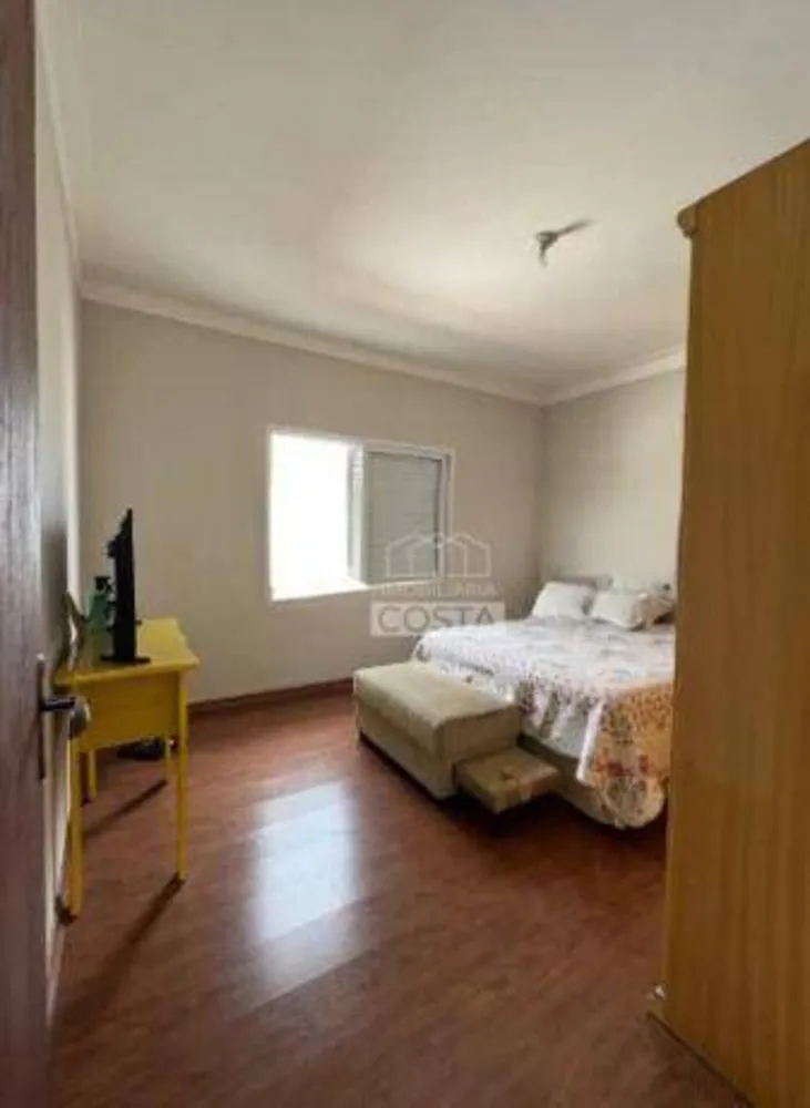 Casa, 4 quartos, 214 m² - Foto 7
