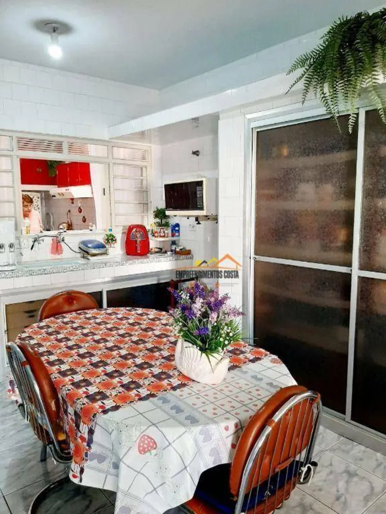Casa, 3 quartos, 265 m² - Foto 13