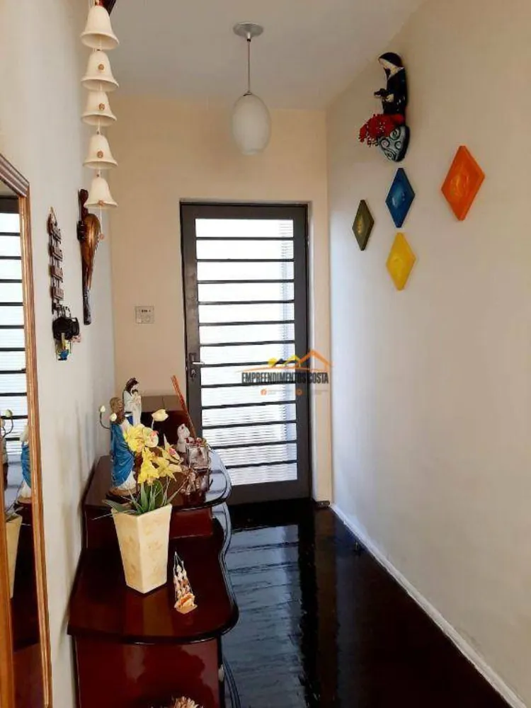 Casa, 3 quartos, 265 m² - Foto 1