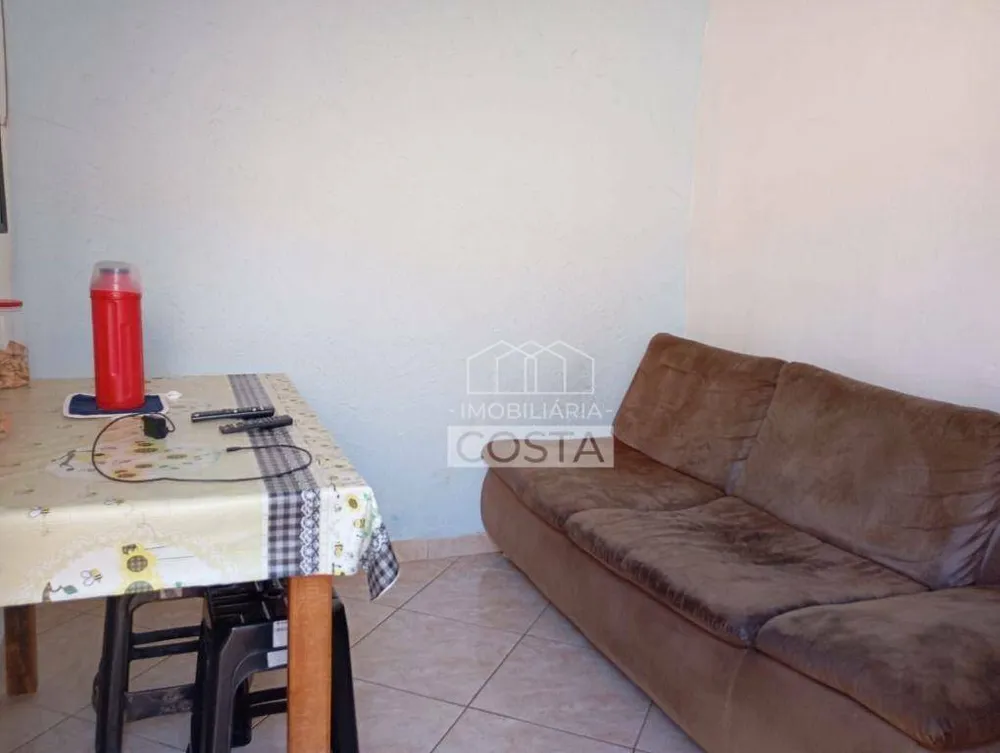 Casa, 5 quartos, 134 m² - Foto 1