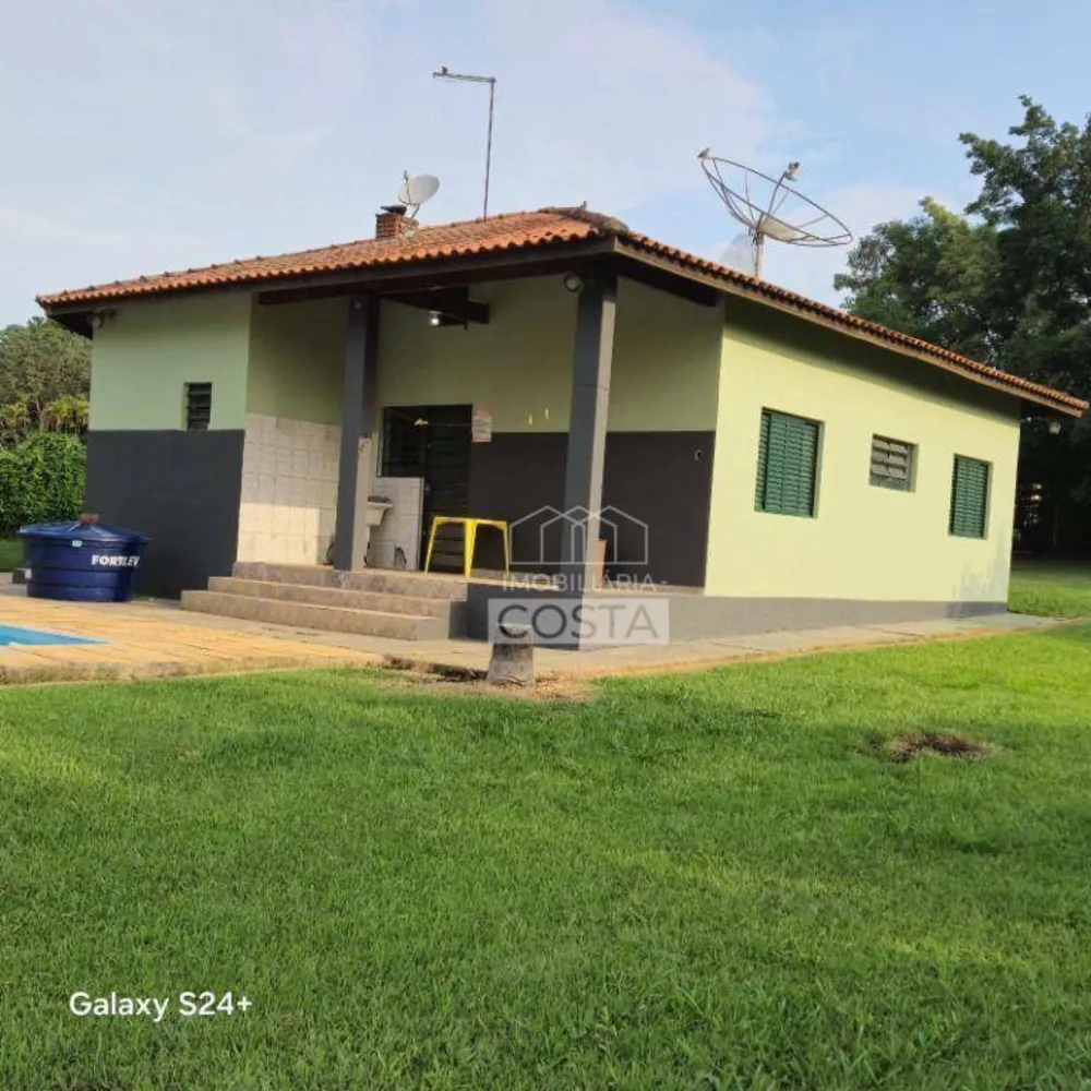 Chácara, 2 quartos, 1549 m² - Foto 3